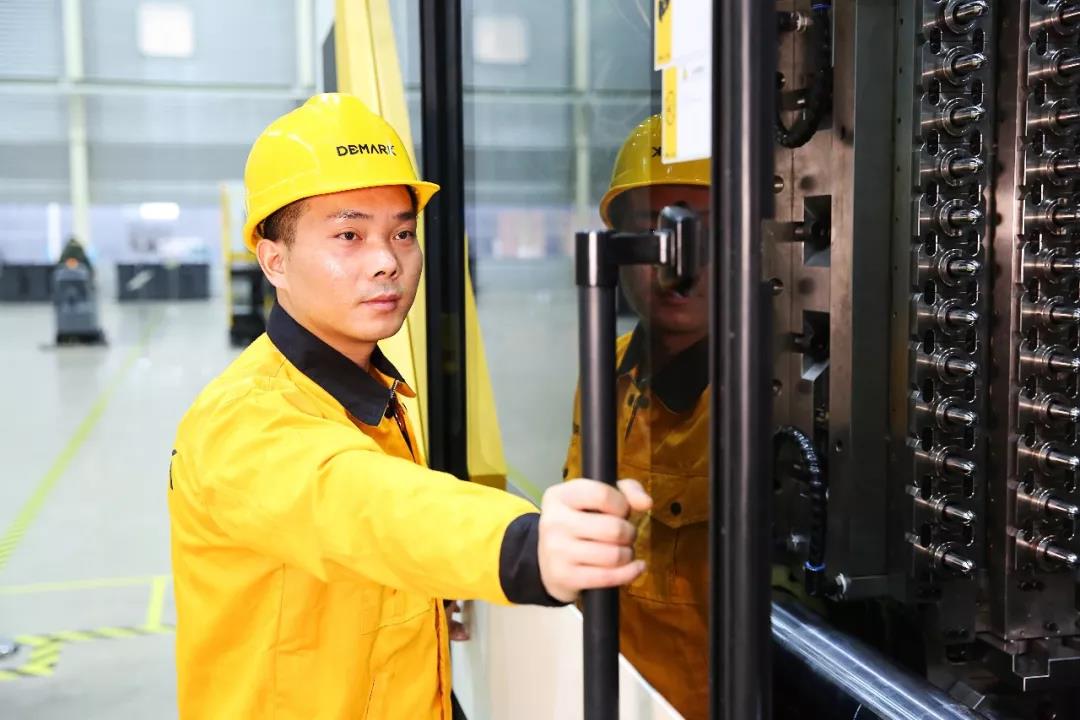 Cmp(冠军)官网 - 西甲希洪竞技主赞助商