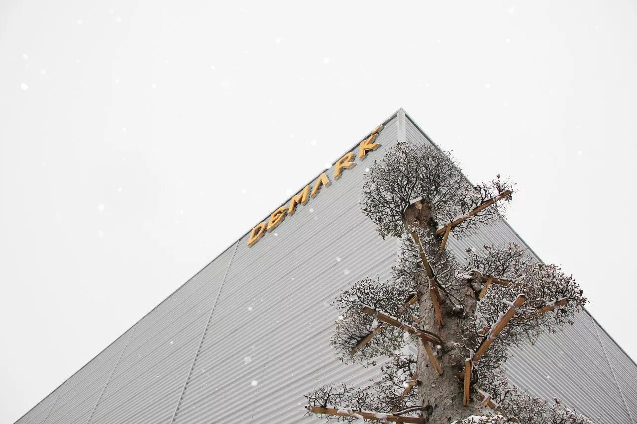 Cmp(冠军)官网 - 西甲希洪竞技主赞助商